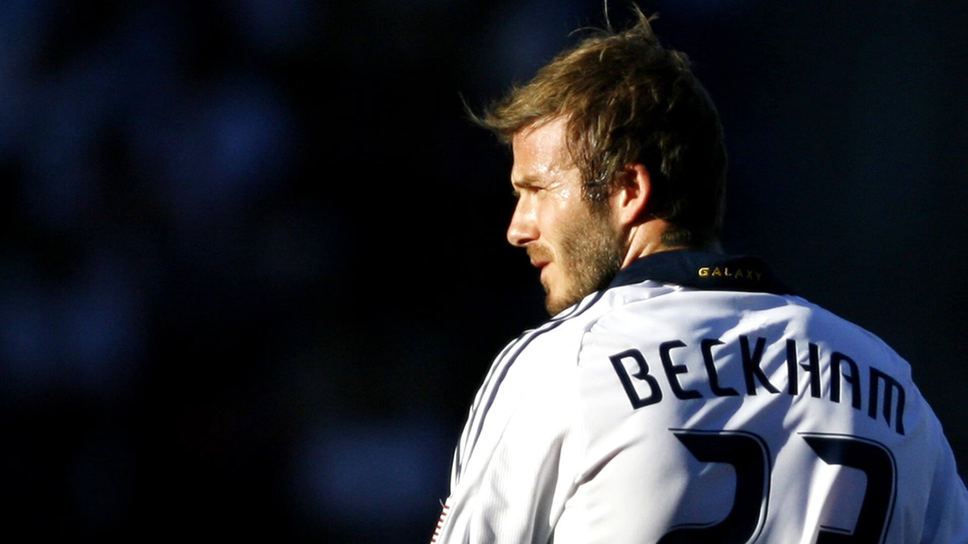 德甲强悍对抗：攻防之间的战略博弈，德甲强度